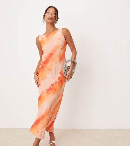 Robe longue à encolure bateau et dos échancré - Imprimé tie-dye - Miss Selfridge Petite - Modalova