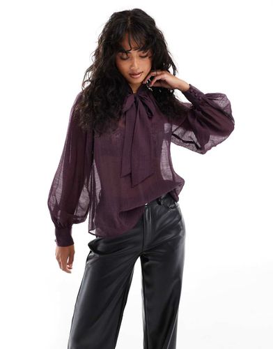 Goldie - Blouse transparente avec naud - Prune foncé - Nobody's Child - Modalova