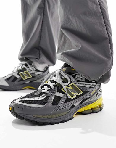 Baskets - foncé et jaune - New Balance - Modalova