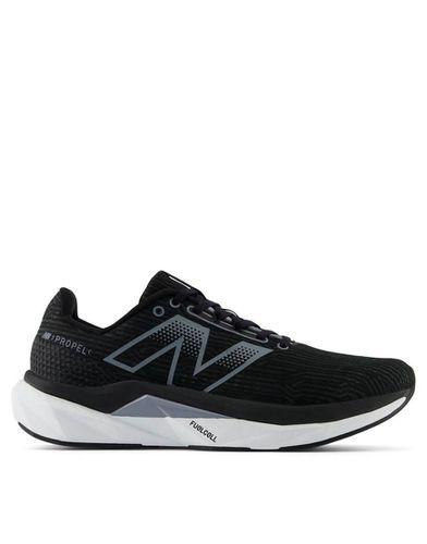 FuelCell Propel V5 - Baskets - New Balance - Modalova