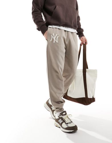 Pantalon de jogging à logo NY - Taupe - New Era - Modalova