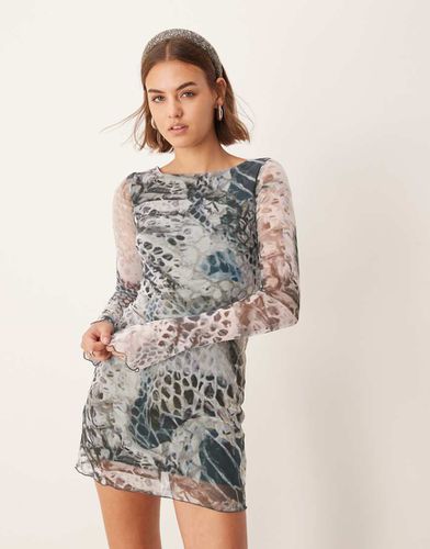 Robe courte en tulle imprimé peau de serpent avec manches longues - New Look - Modalova