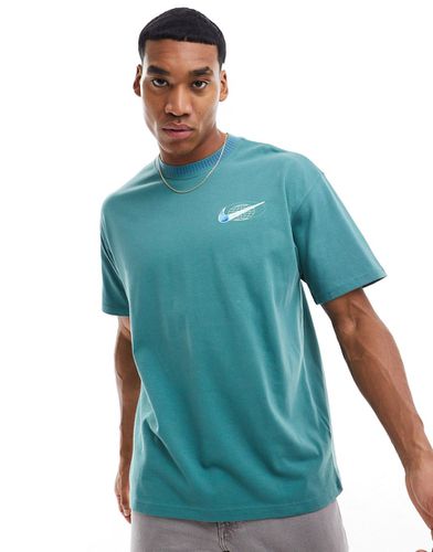 T-shirt avec logo sur la poitrine - foncé - Nike - Modalova