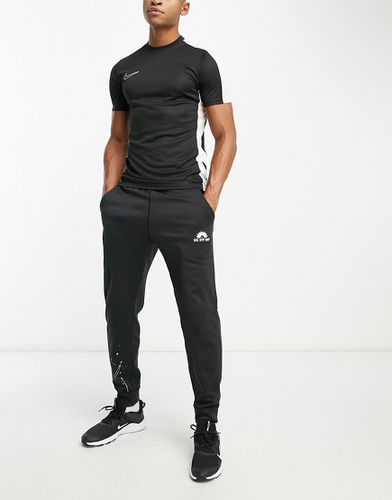 D.Y.E. - Pantalon de jogging en polaire - Noir - Nike Training - Modalova