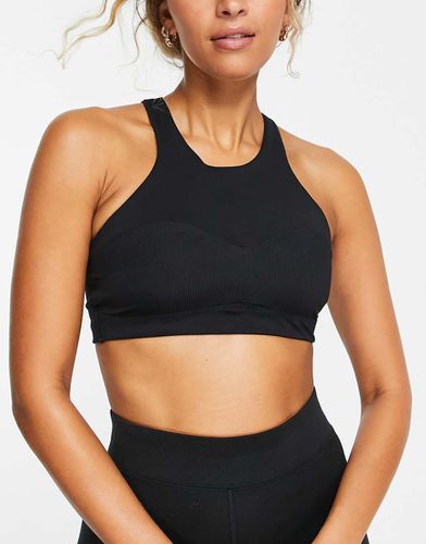 Nike - Yoga Elate - Brassière de sport maintien léger en tissu Dri-FIT côtelé - Nike Training - Modalova