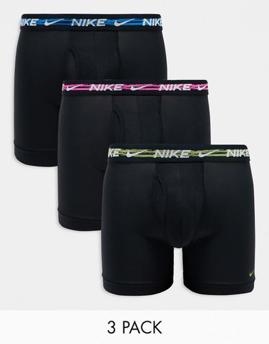 Dri-FIT Essential - Lot de 3 boxers en microfibre avec taille style graffiti - Nike - Modalova