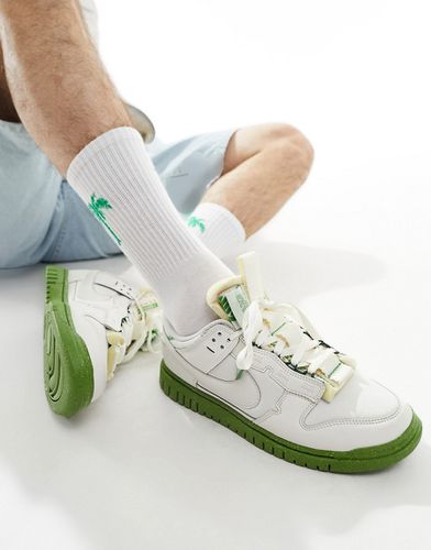Dunk Jumbo - Baskets - cassé et vert - Nike - Modalova