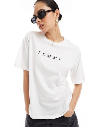 Femme - T-shirt oversize avec imprimé Femme sur la poitrine - Selected - Modalova