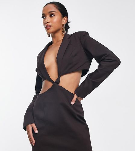 SIMMI Petite - Robe blazer torsadée sur le devant à découpes - Chocolat - Simmi Clothing - Modalova