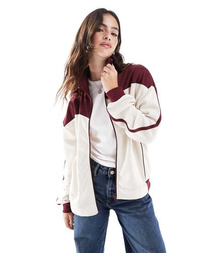 STR - Veste de survêtement - Crème et bordeaux - Stradivarius - Modalova