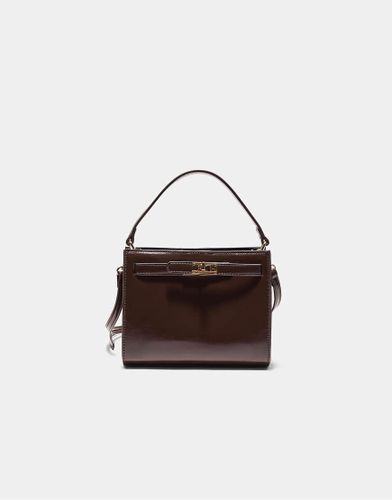 Sac bandoulière en imitation cuir - Marron - Stradivarius - Modalova