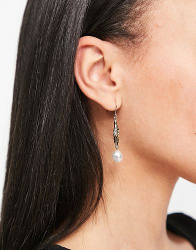 Boucles d'oreilles pendantes avec perles fantaisie - SVNX - Modalova