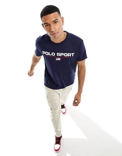 Sports Capsule - T-shirt classique oversize avec logo drapeau - Polo Ralph Lauren - Modalova