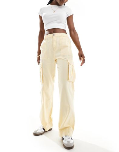 Pantalon droit à poches cargo - Jaune - Pimkie - Modalova