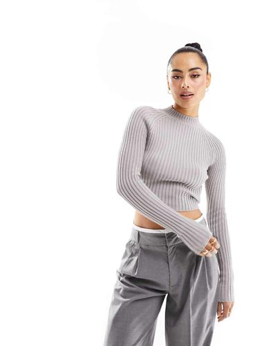 Pull court côtelé à col montant avec liens noués au dos - Pull & bear - Modalova