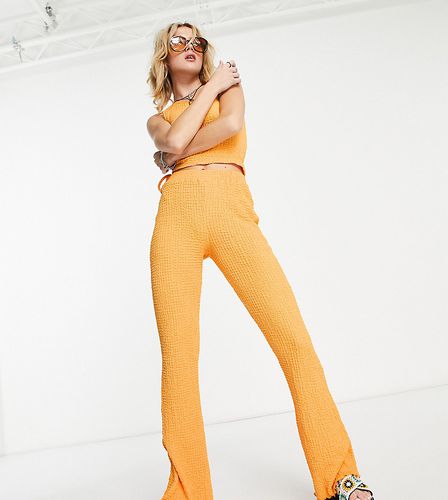 Inspired - Pantalon d'ensemble droit à en tissu plissé - Reclaimed Vintage - Modalova
