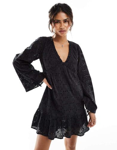 Robe babydoll courte en broderie anglaise style western - Noir - Reclaimed Vintage - Modalova