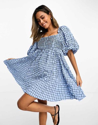 Robe babydoll courte à carreaux - River Island - Modalova