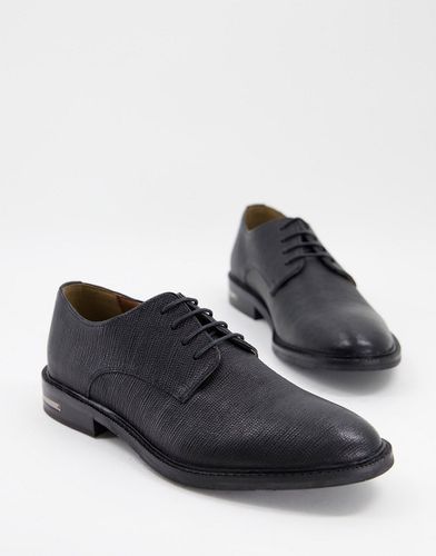 Oliver - Chaussures derby en cuir gravé - WALK LONDON - Modalova