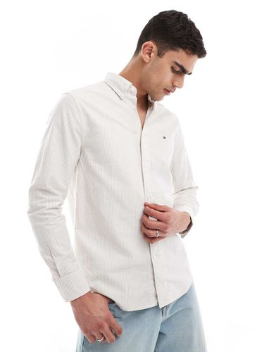 Chemise Oxford coupe classique - Beige rayé - Tommy Hilfiger - Modalova