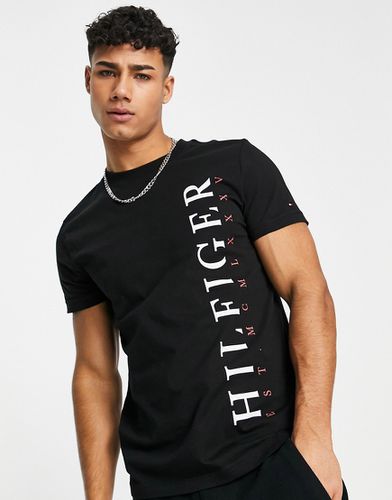 T-shirt à logo vertical - Tommy Hilfiger - Modalova