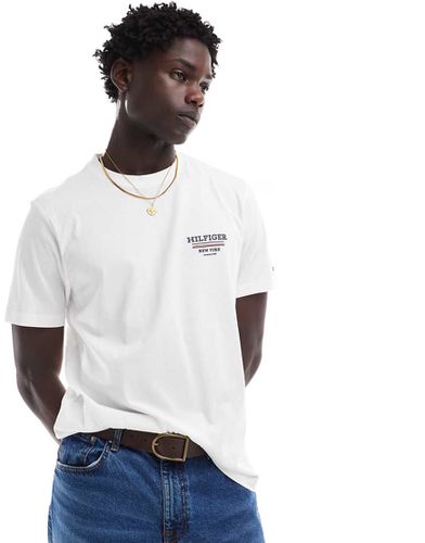 T-shirt avec logo sur la poitrine à gauche - Tommy Hilfiger - Modalova