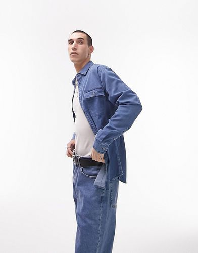 Chemise en jean stretch à manches longues - moyen délavé - Topman - Modalova