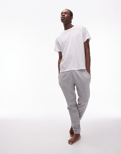 Ensemble confort avec pantalon de jogging fuselé en tissu gaufré et t-shirt - clair/blanc - Topman - Modalova