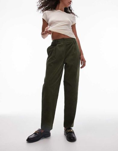 Pantalon coupe carotte en velours côtelé - Kaki - Topshop - Modalova