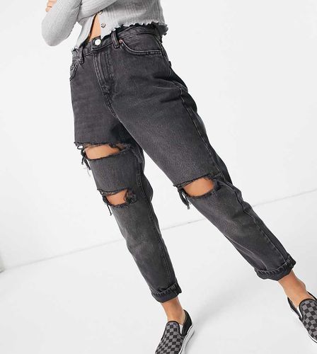 Jean mom déchiré - délavé - Topshop Petite - Modalova