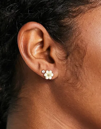 Darsiee - Boucles d'oreilles en forme de pâquerettes avec perles nacrées - Ted Baker - Modalova