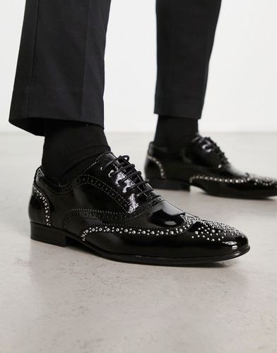 Chaussures Oxford cloutées à lacets en imitation cuir - Noir - Truffle Collection - Modalova