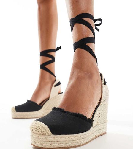 Espadrilles larges nouées à semelle compensée en jute - Truffle Collection - Modalova