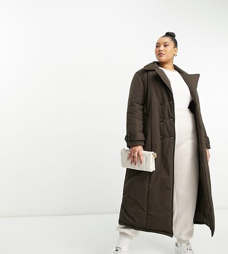 Urban Code Plus - Trench-coat matelassé - Marron chocolat - Urbancode Curve - Modalova