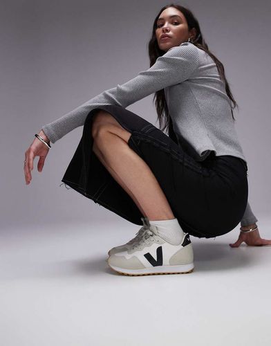 SDU REC - Baskets en tulle Alveomesh - Noir/ naturel - Veja - Modalova