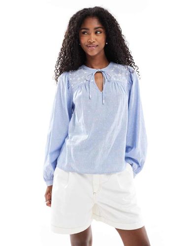 Blouse brode avec liens sur le devant - Vero Moda - Modalova