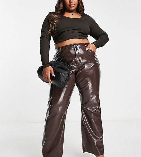 Pantalon droit à taille haute en vinyle - Vero Moda Curve - Modalova