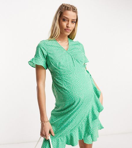 Vero Moda - Robe portefeuille courte de grossesse à pois - vif - Vero Moda Maternity - Modalova