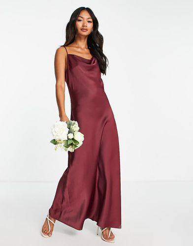 Y.A.S - L'invitée - Robe longue en satin à bretelles fines - Bordeaux - Yas - Modalova