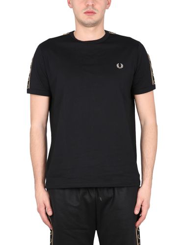 Fred perry crewneck t-shirt - fred perry - Modalova