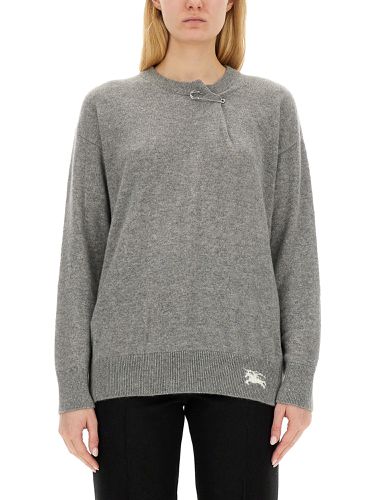 Cashmere sweater with kilt pin - burberry - Modalova