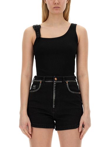 Tank top with buckle - versace jeans couture - Modalova