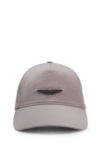 X ASTON MARTIN Casquette déperlante avec rivet en forme d'aile - Boss - Modalova