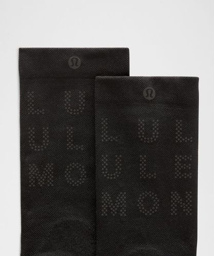 “ Chaussettes montantes unisexes Power Stride RÃ©flÃ©chissantes â€“ Taille M - lululemon - Modalova