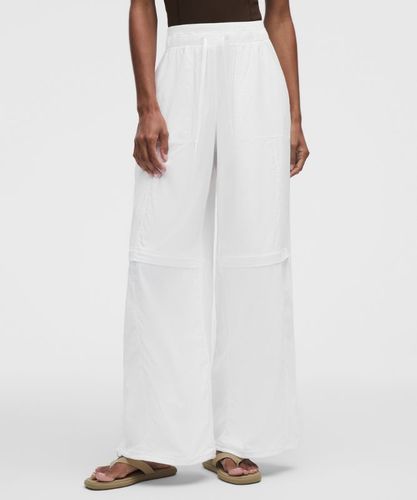 “ Pantalon Dance Studio large aÃ©rÃ© taille hautes â€“ Taille M - lululemon - Modalova