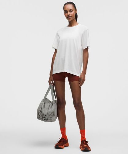 “ T-Shirt Swiftly Relaxed longueur hanche Logos â€“ Taille 12 - lululemon - Modalova
