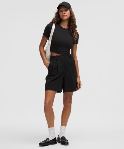 “ T-Shirt court Ã  ourlet droit Hold Tights â€“ Taille 2 - lululemon - Modalova
