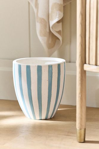 Striped Ceramic Waste Bin en Blue - By Anthropologie - Modalova
