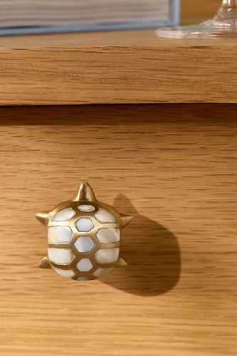 Bouton de Tortue Mata en Nacre en White chez - Anthropologie - Modalova