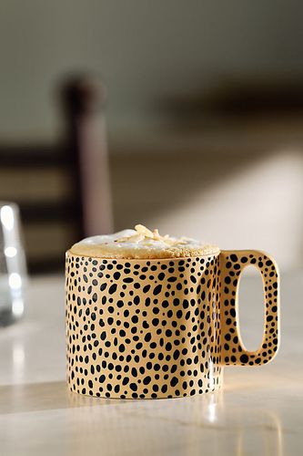 Tasse en grès Sloane chez - Anthropologie - Modalova